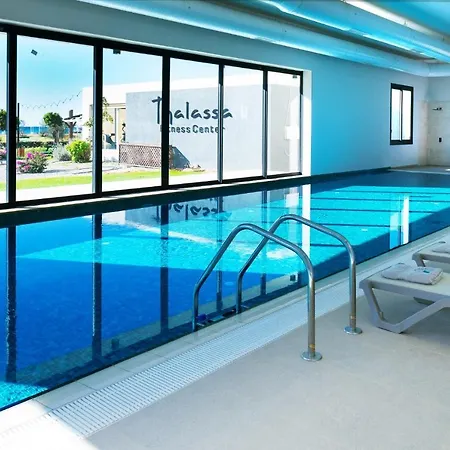 Mercury Penthouse & Spa Tub Vokolidha